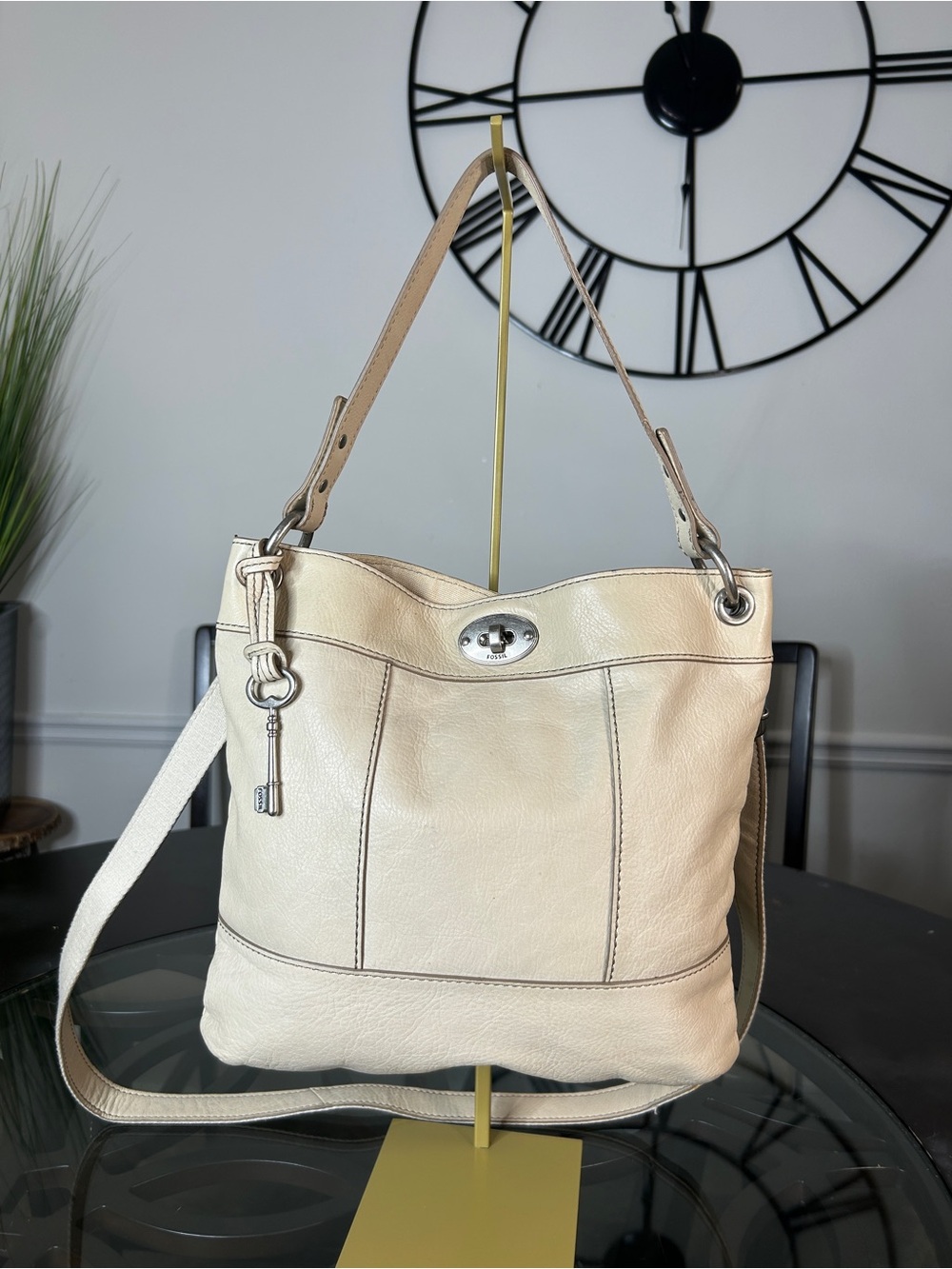 Vintage Fossil Cream Pebbled Leather Turnlock Hobo Bag 2-Way Crossbody Purse